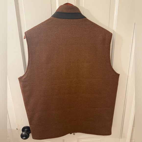 Men’s Peter Millar Wool Vest - Picture 3 of 4